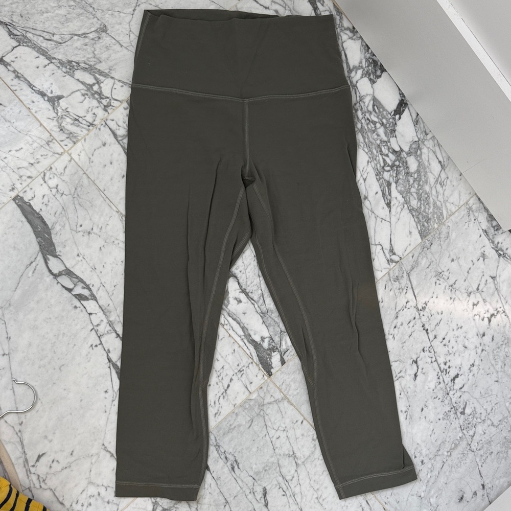 Lululemon align night-rise crop 21”